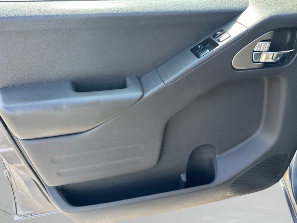 Used 2018 Gun Metallic Nissan SV image 21