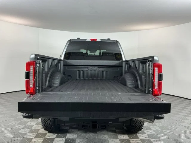 New 2027 Carbonized Gray Metallic Ford XLT image 7