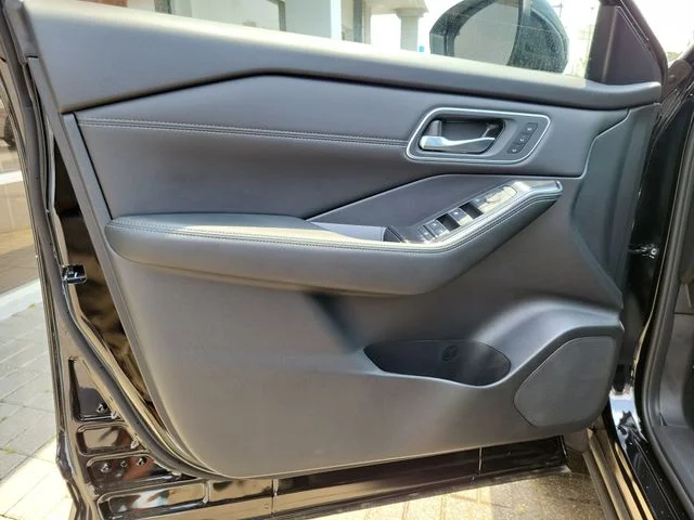 2026 Nissan Rogue Platinum - Photo 17