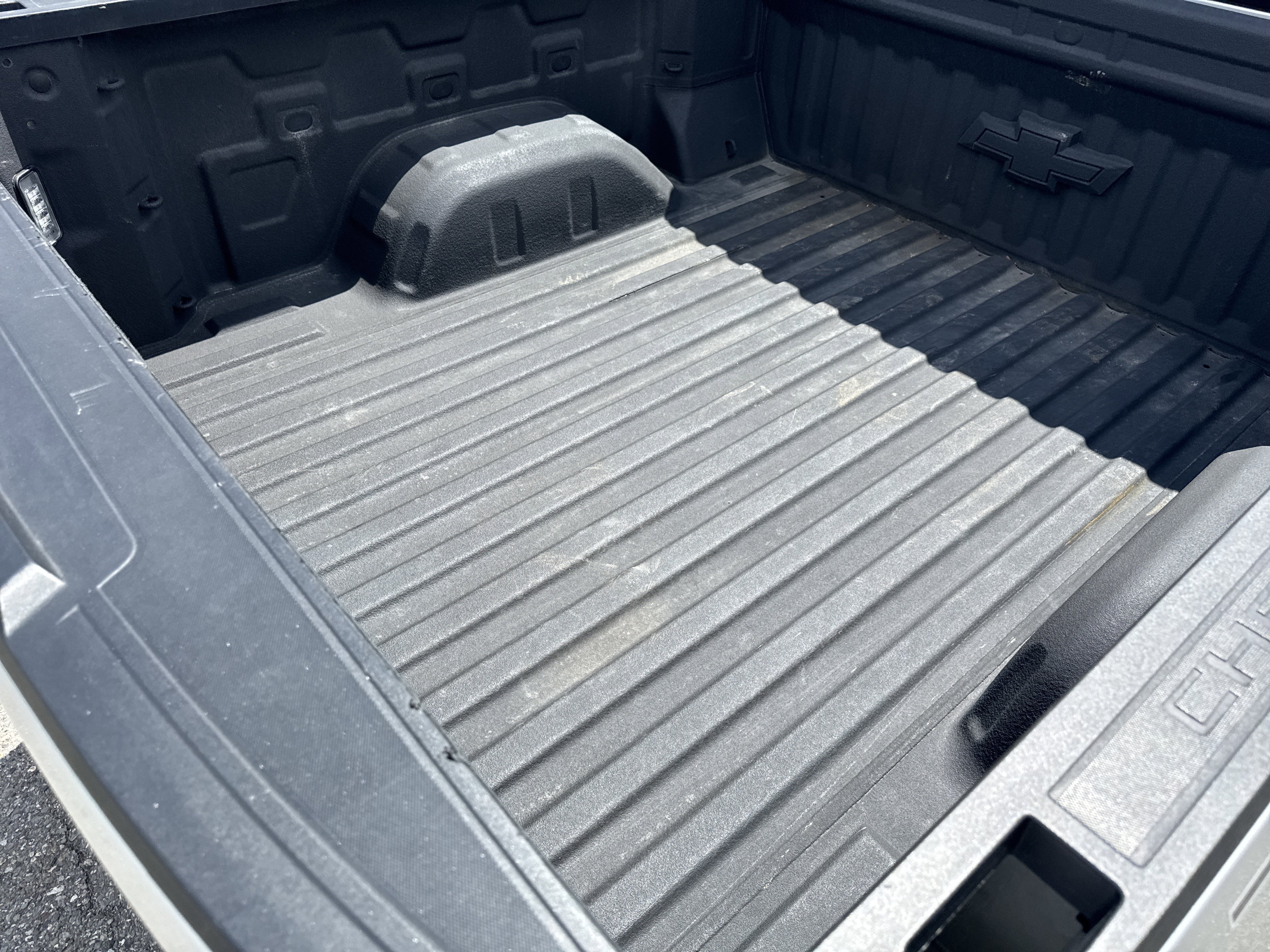 Used 2019 Silver Ice Metallic Chevrolet LT Trail Boss image 13