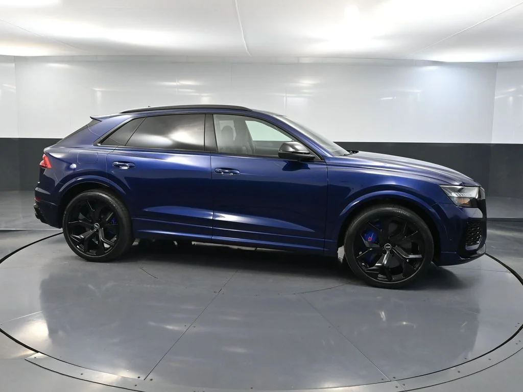 Used 2021 Blue Audi 4.0T image 4