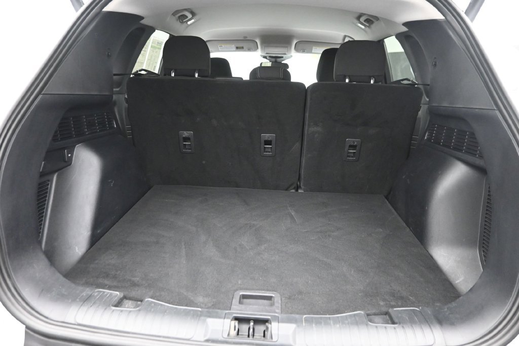Used 2024 White Ford Active image 11