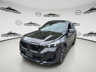 Used 2026 Black BMW M35i image 11