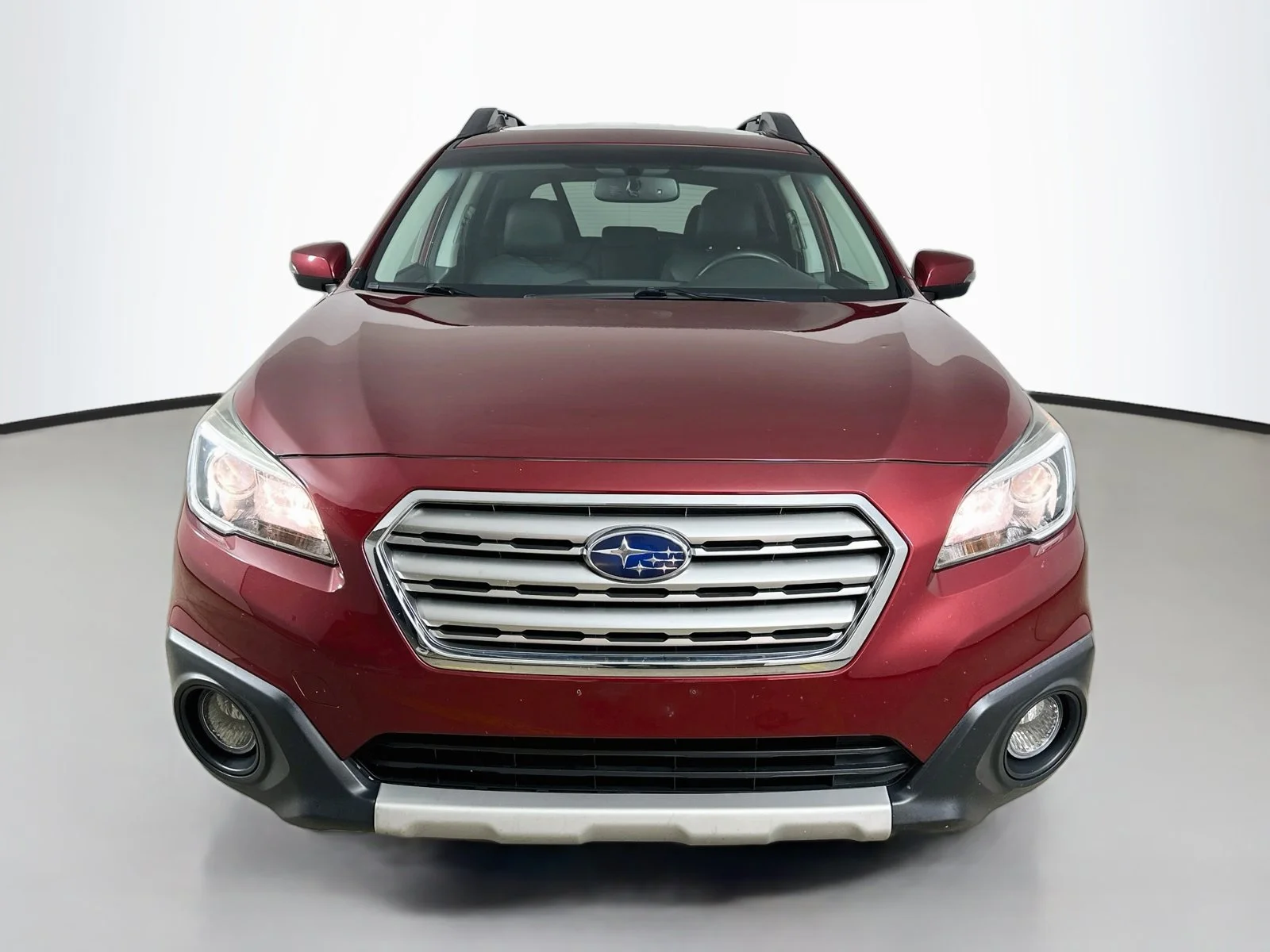 Used 2016 Red Subaru  image 2