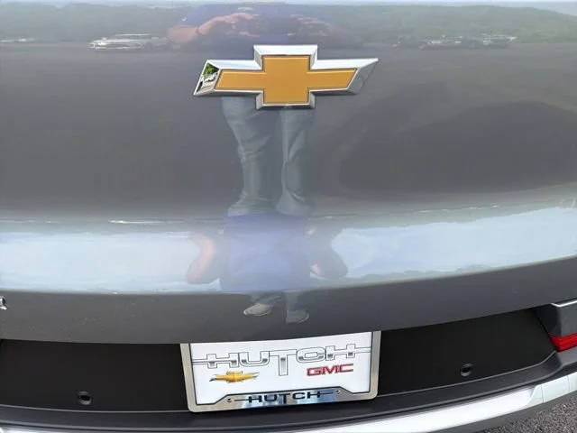 New 2026 Sterling Gray Metallic Chevrolet LT image 17