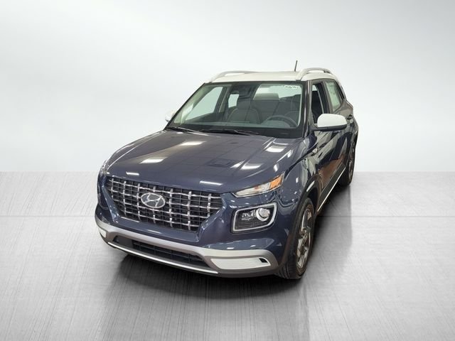 2025 Hyundai Venue Limited - Photo 10