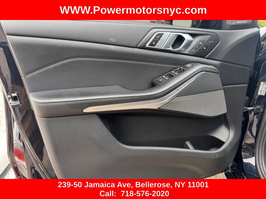 Used 2020 Black BMW M50i image 24