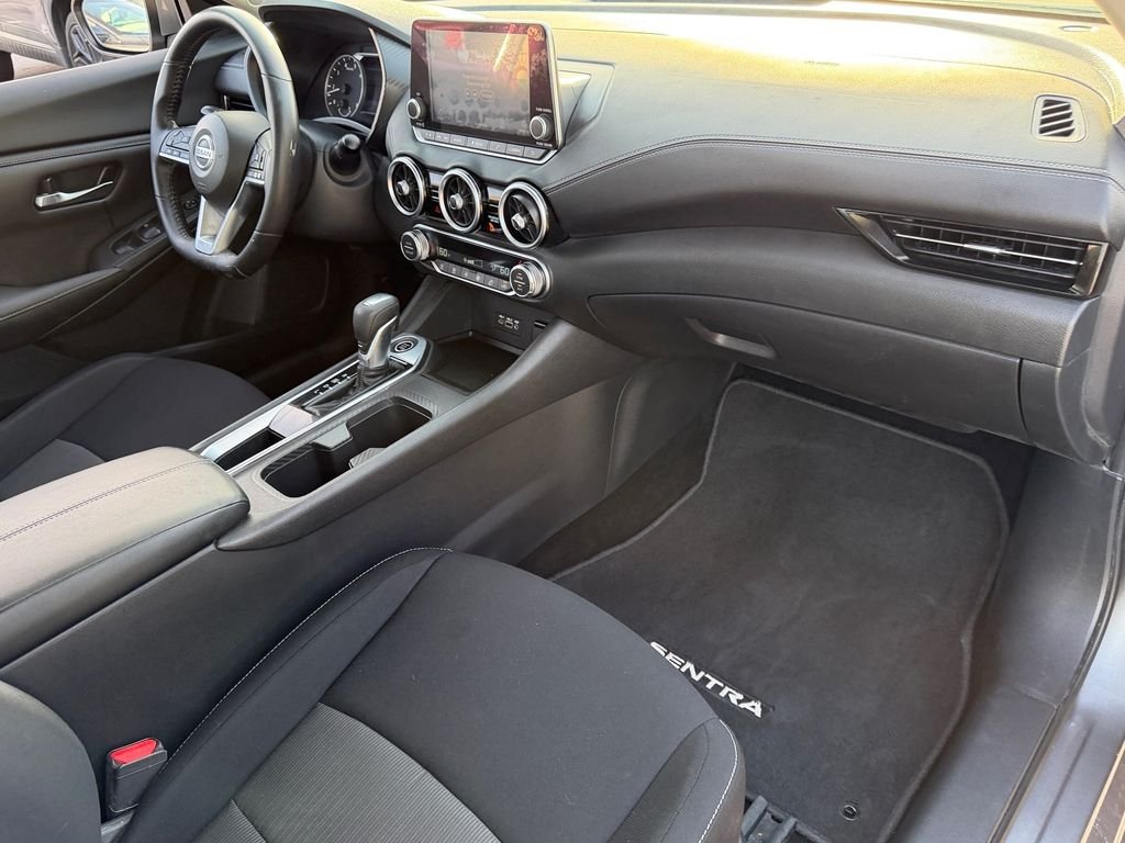Used 2020 Gray Nissan SV image 18