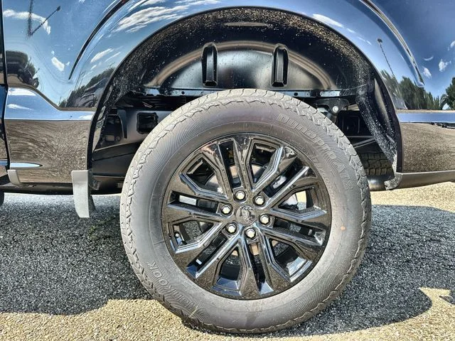 New 2026 Black Ford Lariat image 20