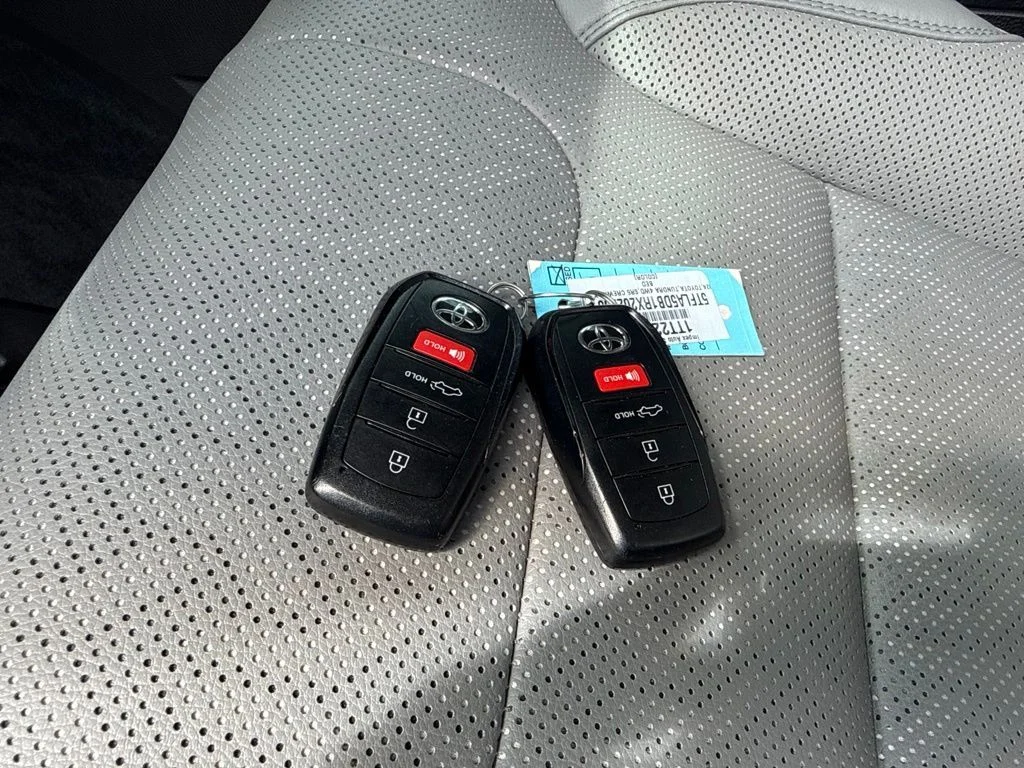 Used 2024 Red Toyota SR5 image 31