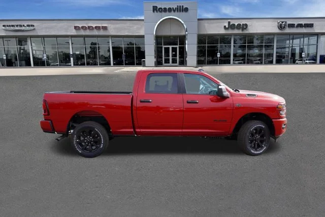 New 2027 Molten Red Pearl-Coat Exterior Paint RAM Big Horn image 2