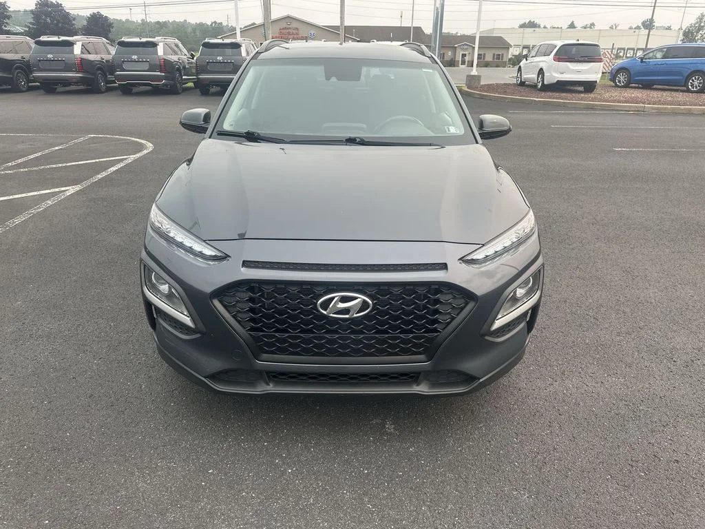 Used 2020 Gray Hyundai SEL image 3