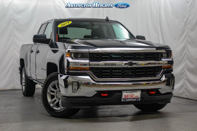 Certified Used 2019 Graphite Metallic Chevrolet LT image 1