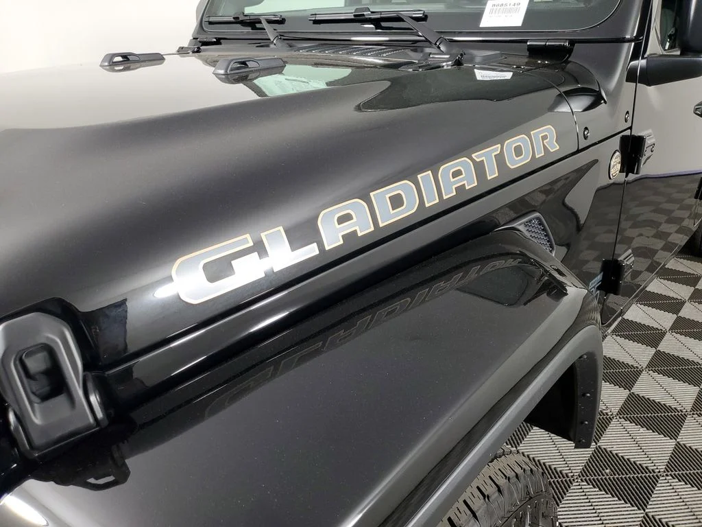 New 2026 Black Clear-Coat Exterior Paint Jeep 85th Anniversary Edition image 11