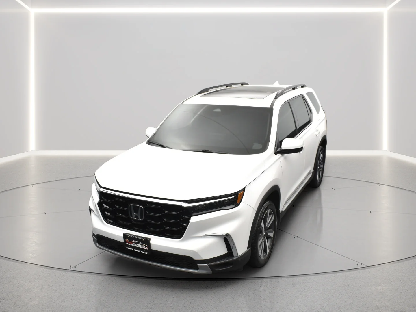 Used 2023 Platinum White Pearl Honda Touring image 17