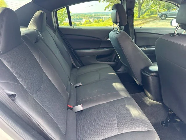 Used 2014 White Chrysler Touring image 11