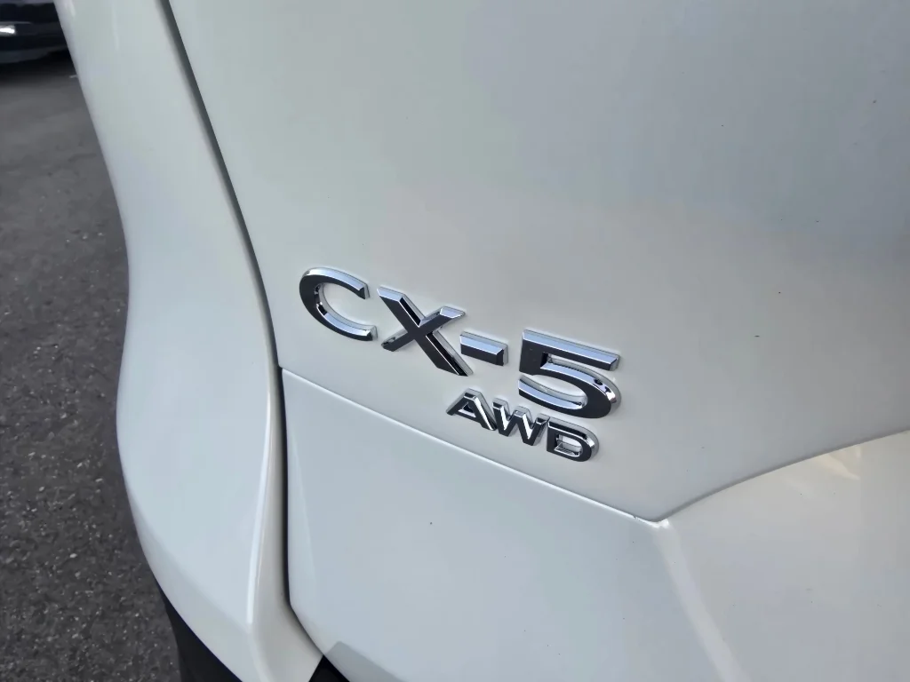 Used 2026 Rhodium White Metallic Mazda Select image 11