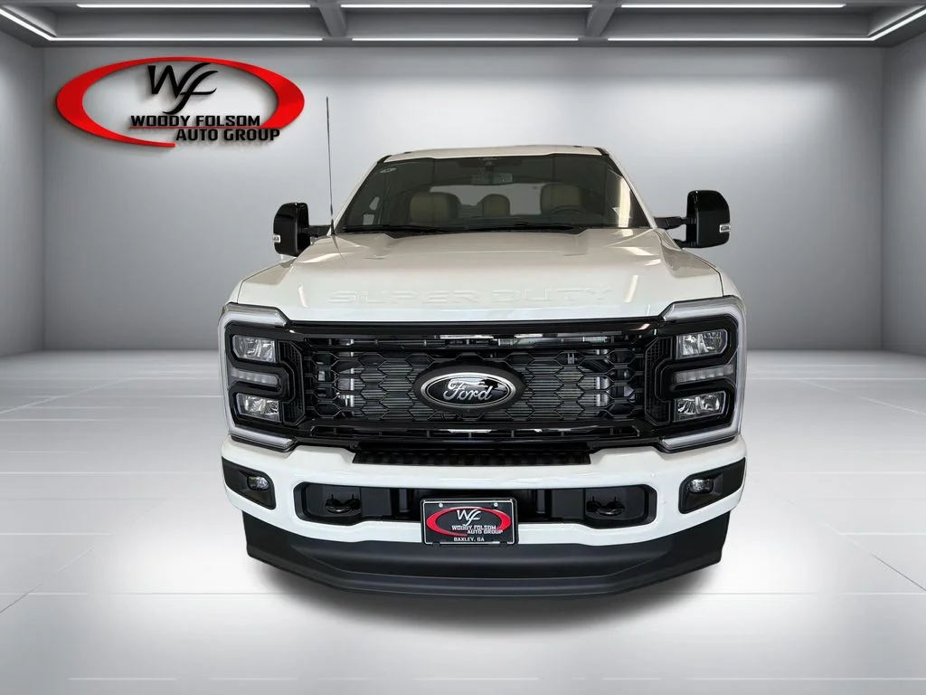 New 2026 Star White Metallic Tri-Coat Ford F-250® Lariat® image 2