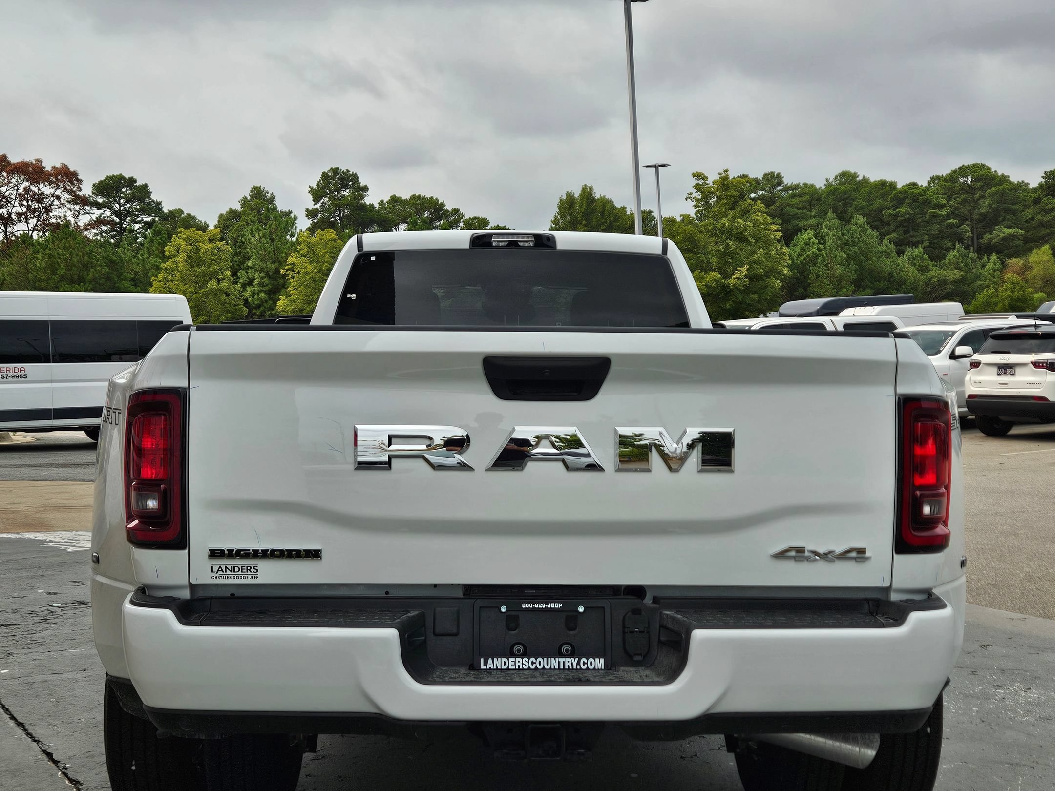New 2026 Bright White Clear-Coat Exterior Paint RAM Big Horn image 6