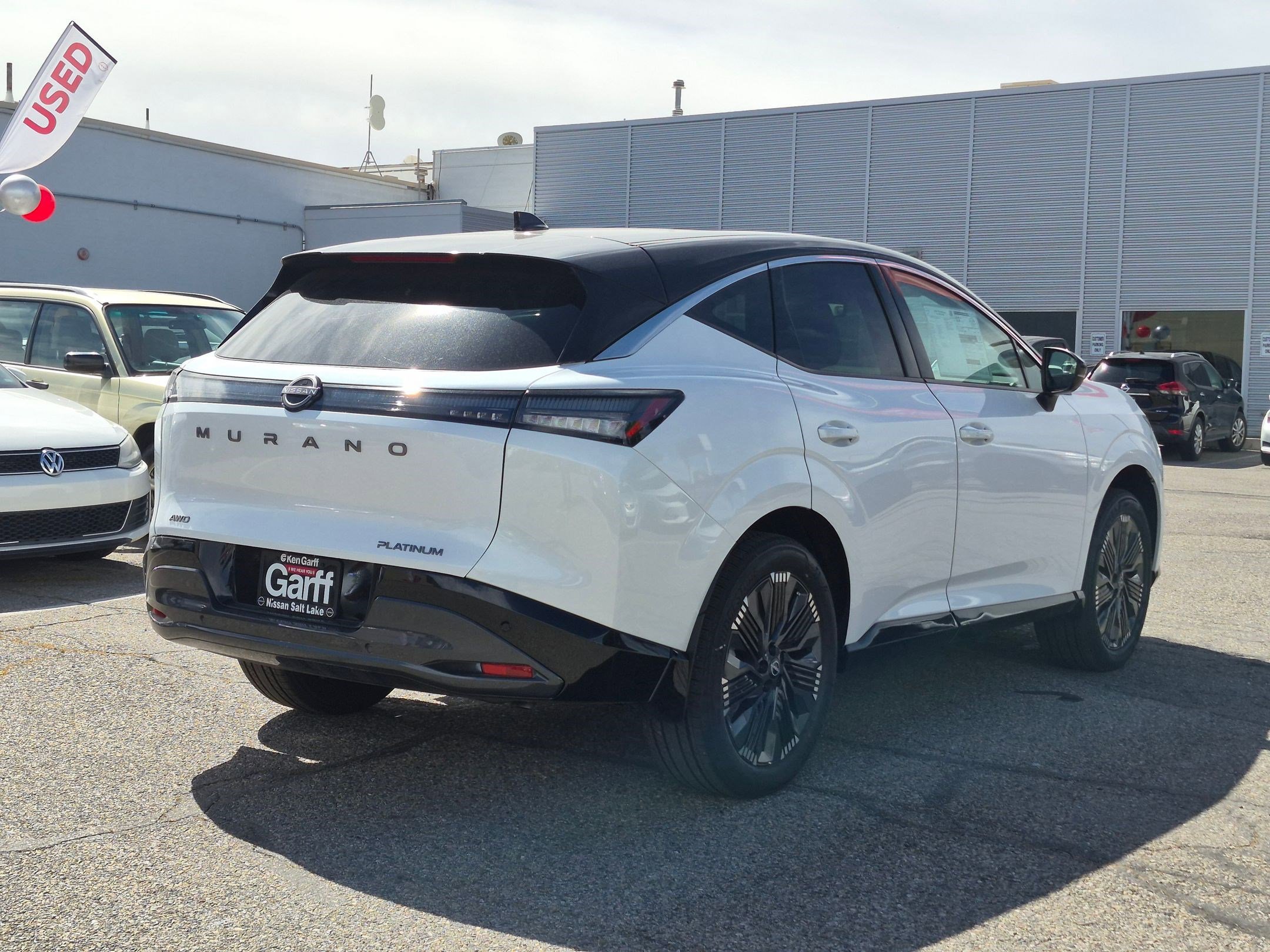 New 2026 Everest White Pearl Tricoat/Super Black Nissan Platinum image 3