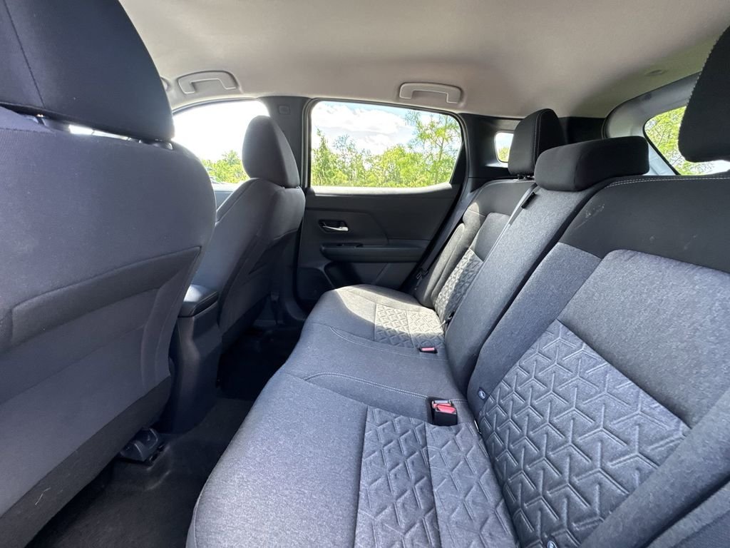Used 2025 White Nissan SV image 25