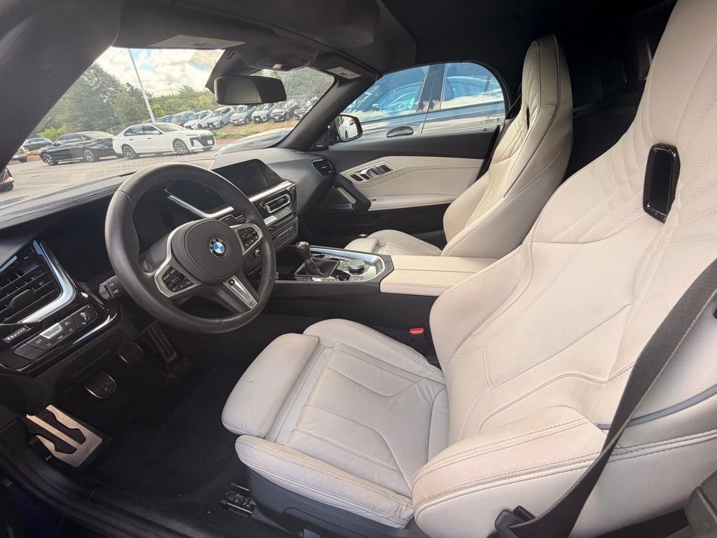 Used 2026 Thundernight Metallic BMW sDrive M40i image 5