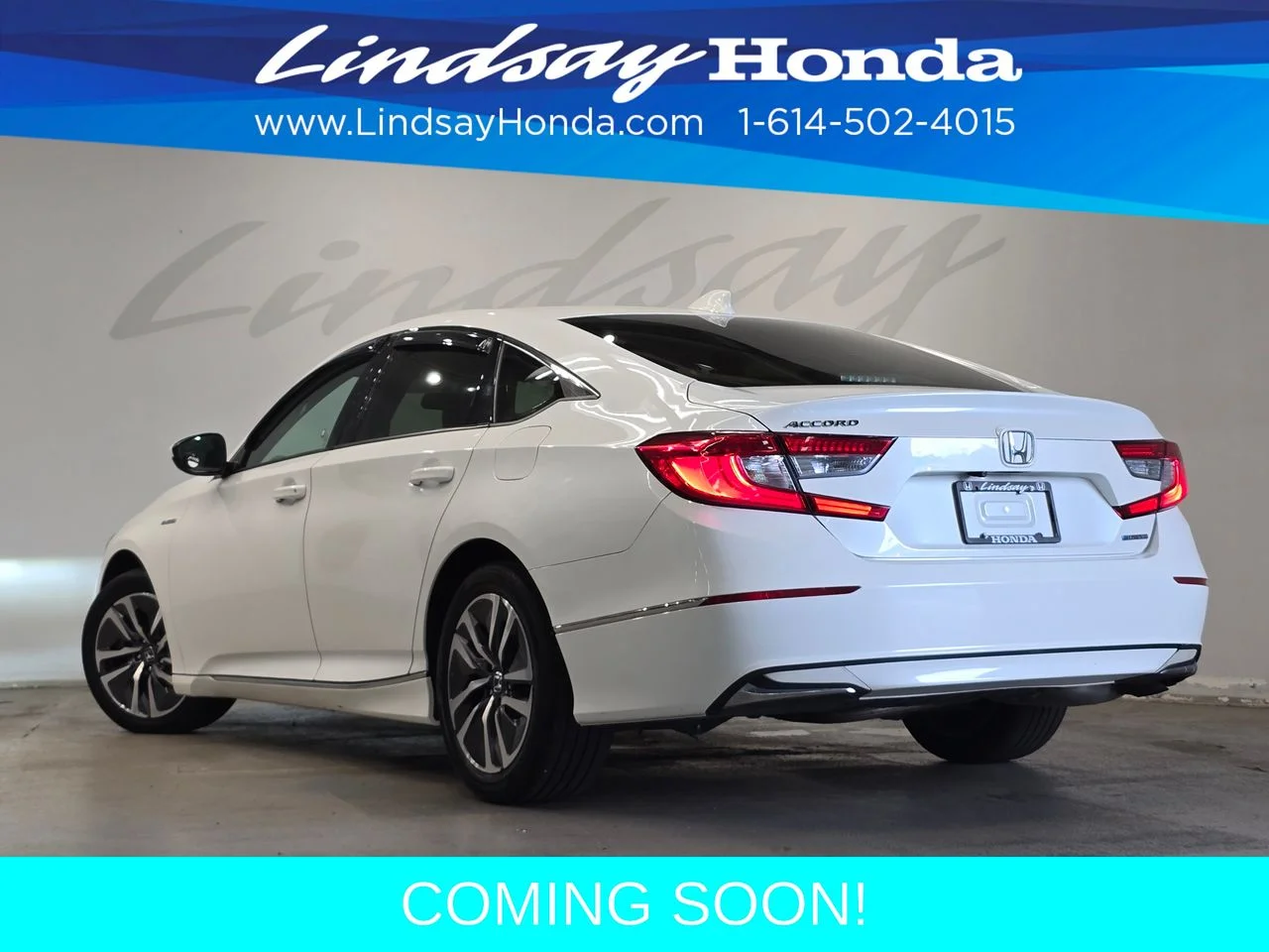 Used 2018 White Orchid Pearl Honda EX image 4