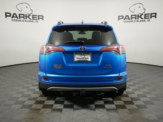 Used 2018 Electric Storm Blue Toyota Hybrid XLE image 6