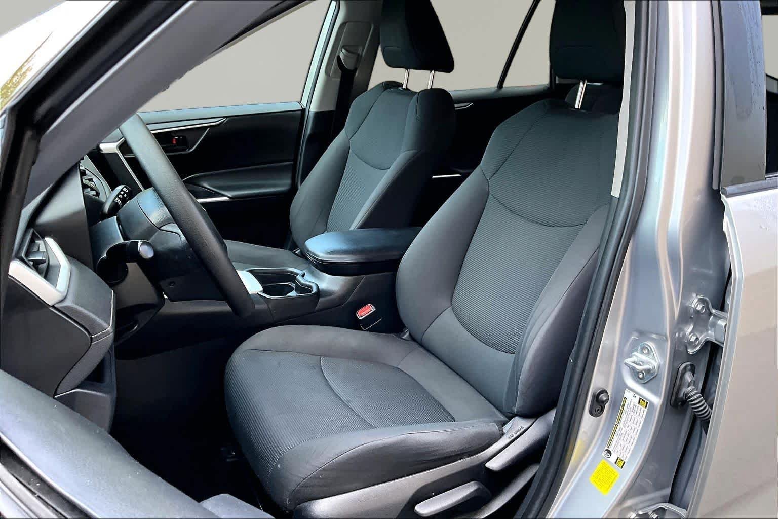 Used 2021 Silver Sky Metallic Toyota LE image 7
