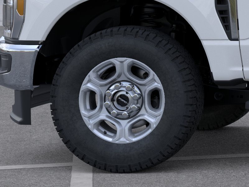 New 2026 Oxford White Ford F-350® XLT image 19