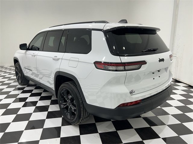2025 Jeep Grand Cherokee Altitude X photo 2