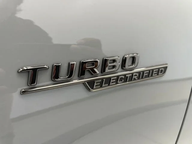 New 2026 MANUFAKTUR Alpine Grey Mercedes-Benz GLC 43 AMG® image 44