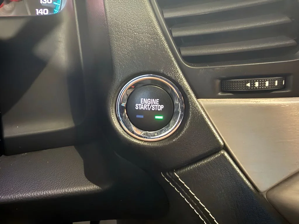 Used 2019 Blue GMC Denali image 28