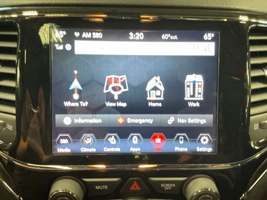 Used 2022 Black Jeep Limited image 23