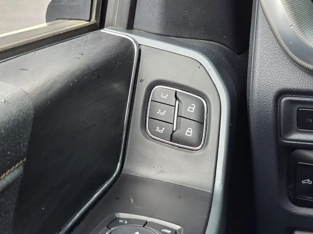 Certified Used 2024 Oxford White Ford Lariat image 15