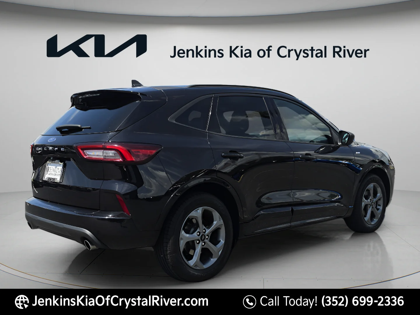 Used 2024 Black Metallic Ford ST-Line image 4