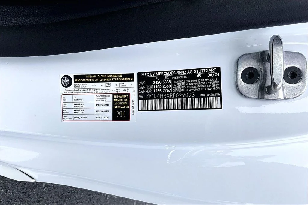 Used 2024  Mercedes-Benz CLE 300 image 32