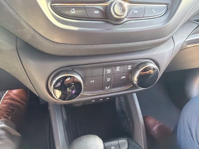 Used 2023 Gray Chevrolet LS image 10