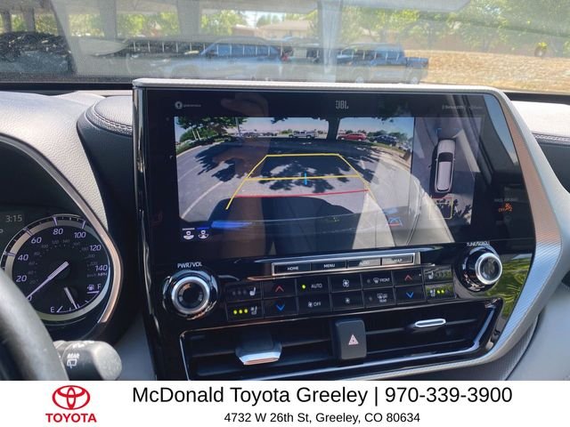 Used 2022 Gray Toyota Platinum image 17