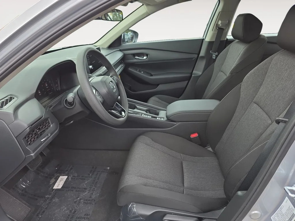 2026 Honda Accord LX - Photo 9