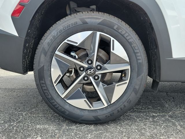 Used 2025 White Hyundai SEL image 8