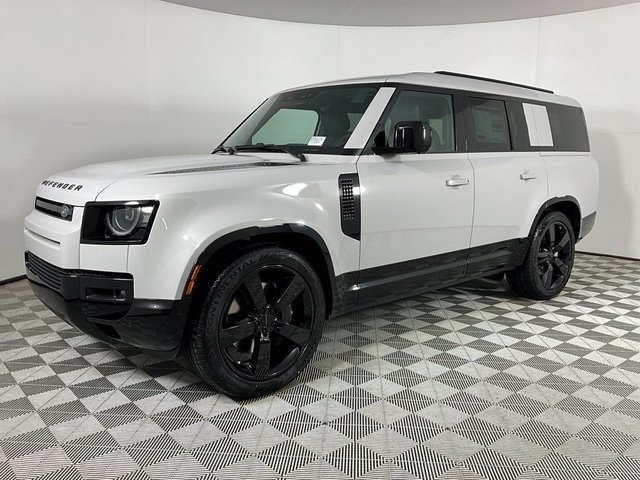 2026 Land Rover Defender 130 X-Dynamic SE