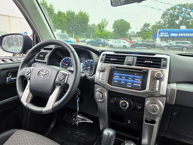 Used 2018 Midnight Black Metallic Toyota SR5 image 13