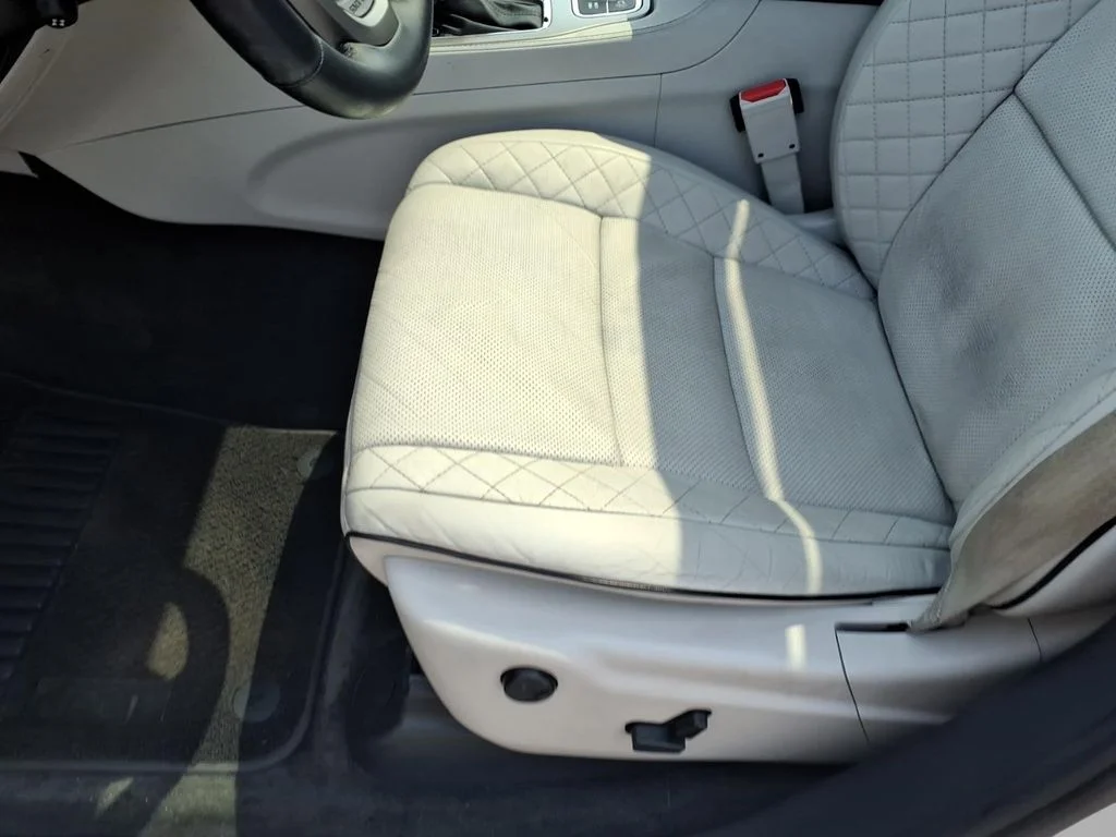 Used 2017 White Jeep Summit image 15