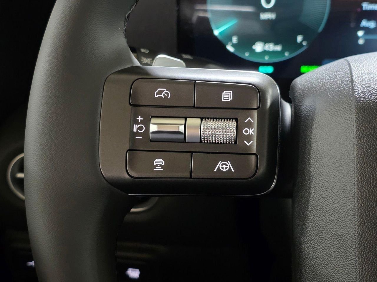 New 2027 Abyss Black Pearl Hyundai Blue SEL 8P image 32