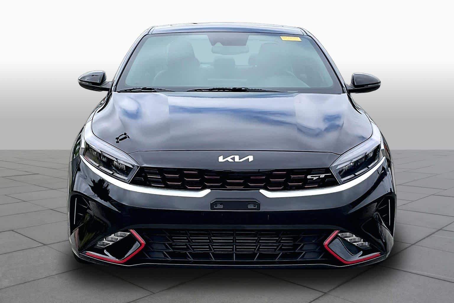 Used 2024 Aurora Black Kia GT image 4