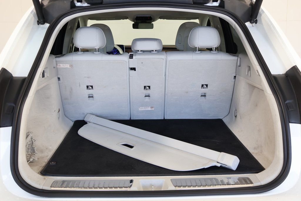 Used 2023 Polar White Mercedes-Benz 350+ SUV image 13