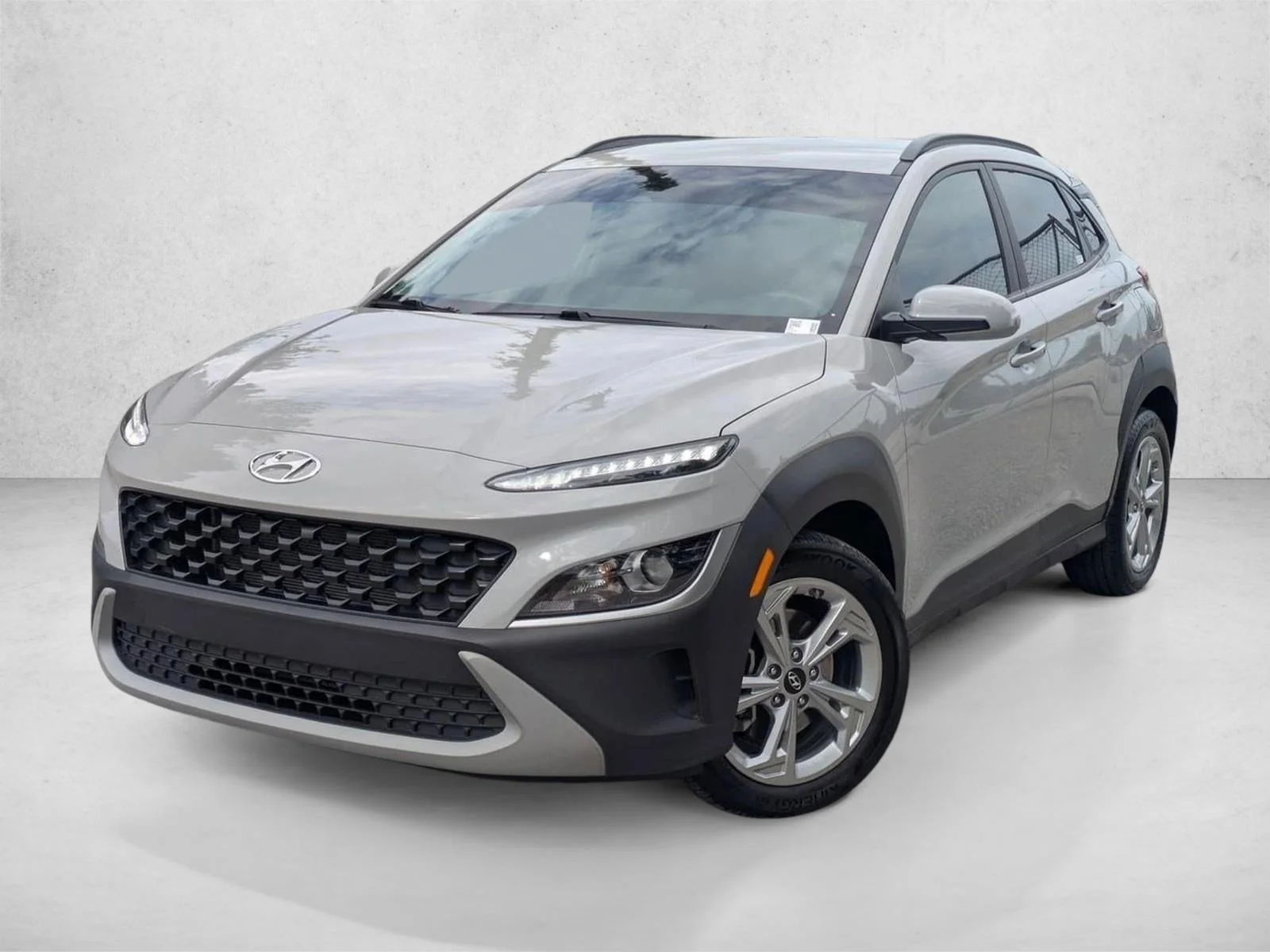 Used 2022 Cyber Silver Hyundai SEL image 1