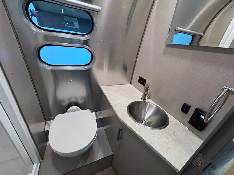 Used 2026 SILVER AIRSTREAM  image 21