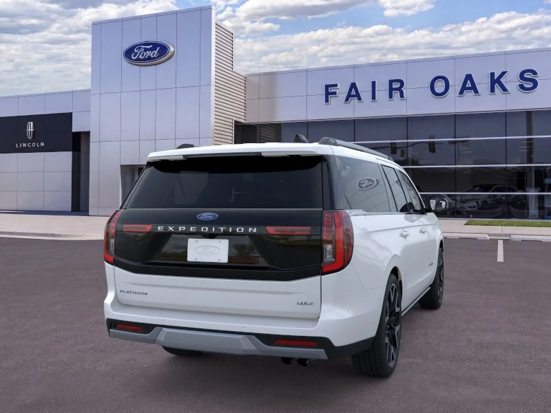 New 2026 Star White Metallic Tri-Coat Ford Platinum image 8
